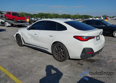 2022 BMW 430I Gran Coupe z USA, uszkodzony, nr VIN WBA63AV07NFM36846